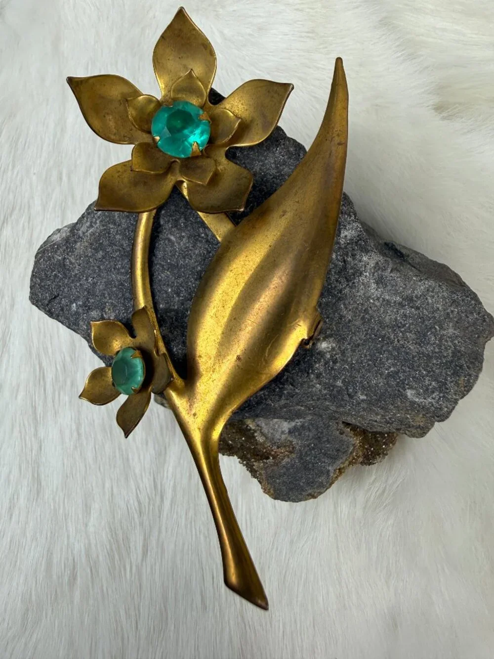 Vintage 40s gold